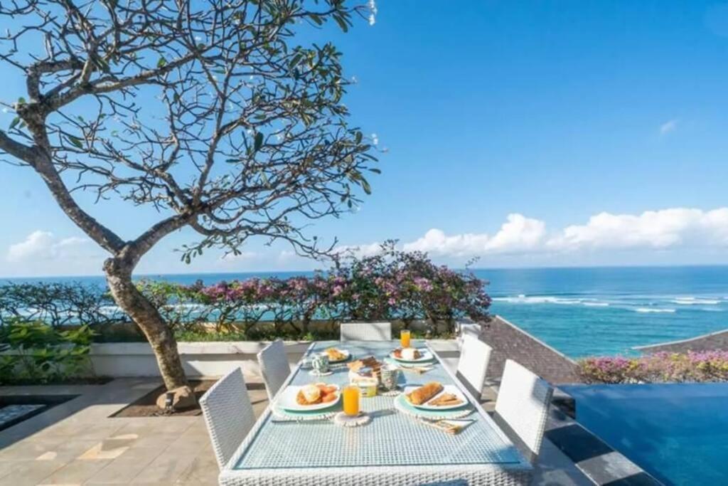 Nusa Dua Ocean View With Private Beach ภายนอก รูปภาพ