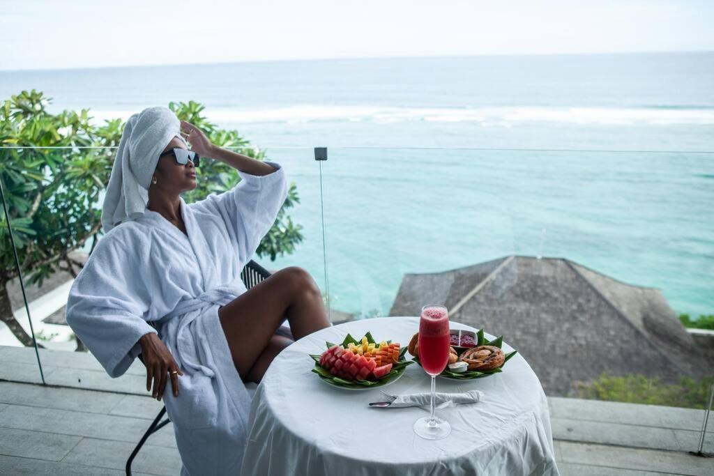 Nusa Dua Ocean View With Private Beach ภายนอก รูปภาพ