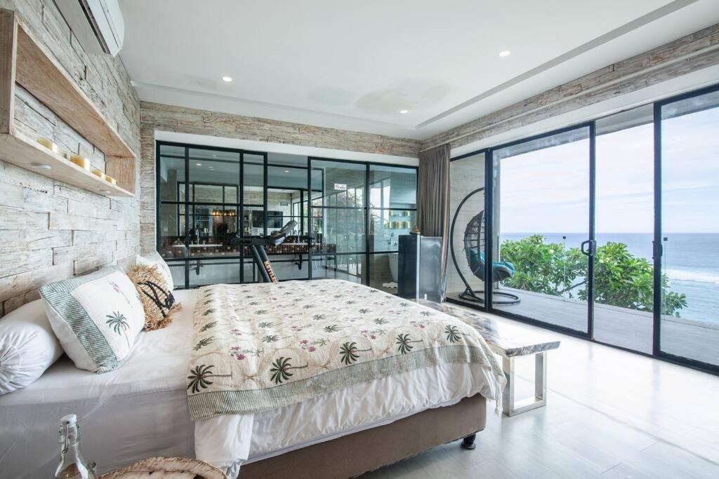Nusa Dua Ocean View With Private Beach ภายนอก รูปภาพ